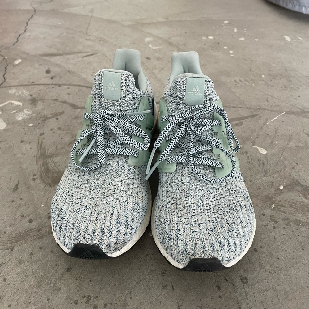 Adidas Ultraboost (Mint) - like new!